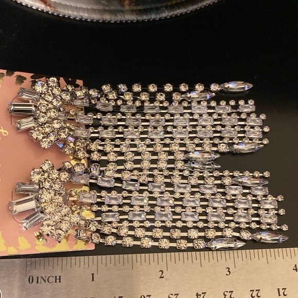 Chandelier Long Rhinestone Earrings NWT - Picture 3 of 3